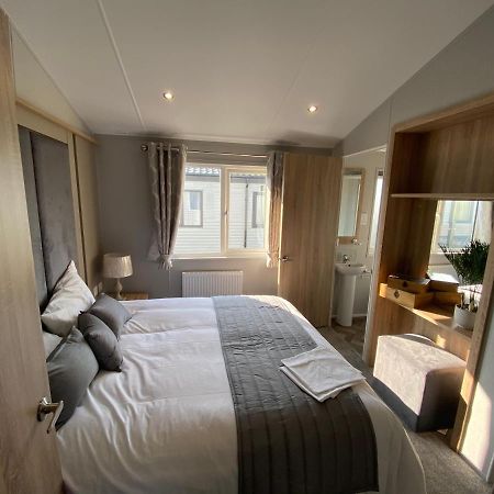 Sea View Beach Lodge Trecco Bay 3 Bedroom Porthcawl Exteriér fotografie